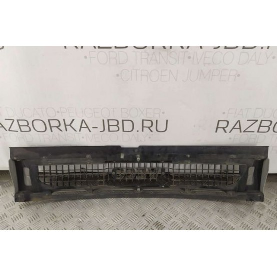 Решетка радиатора (IVECO DAILY E3 (00-06), 500328278 -04, Б/у)