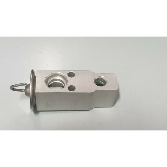 Клапан кондиционера (IVECO DAILY E IV 2006-2011, 3.0 комплект нештатный , Б/у)