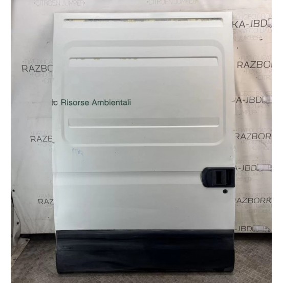 Дверь боковая сдвижная (IVECO DAILY E IV 2006-2011, Глухая 210/142 см , Б/у)