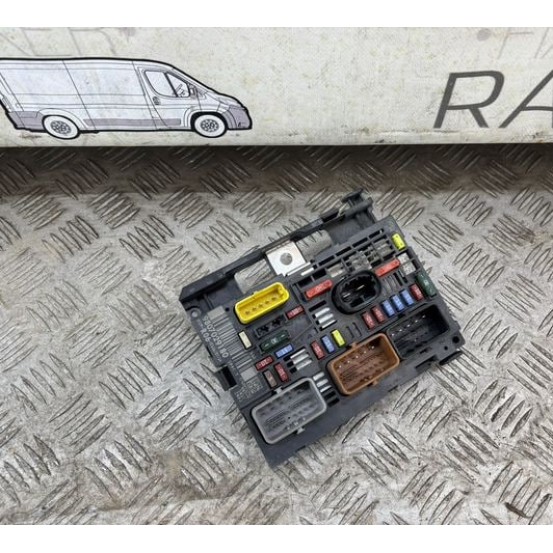 Блок предохранителей (CITROEN JUMPY III 2007-2019г, 9807029180,R06, Б/у)